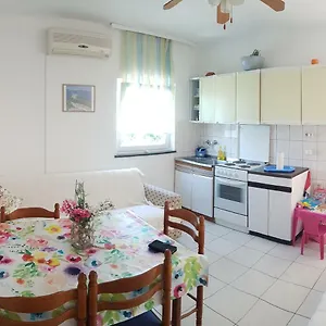 Rubin Apartment