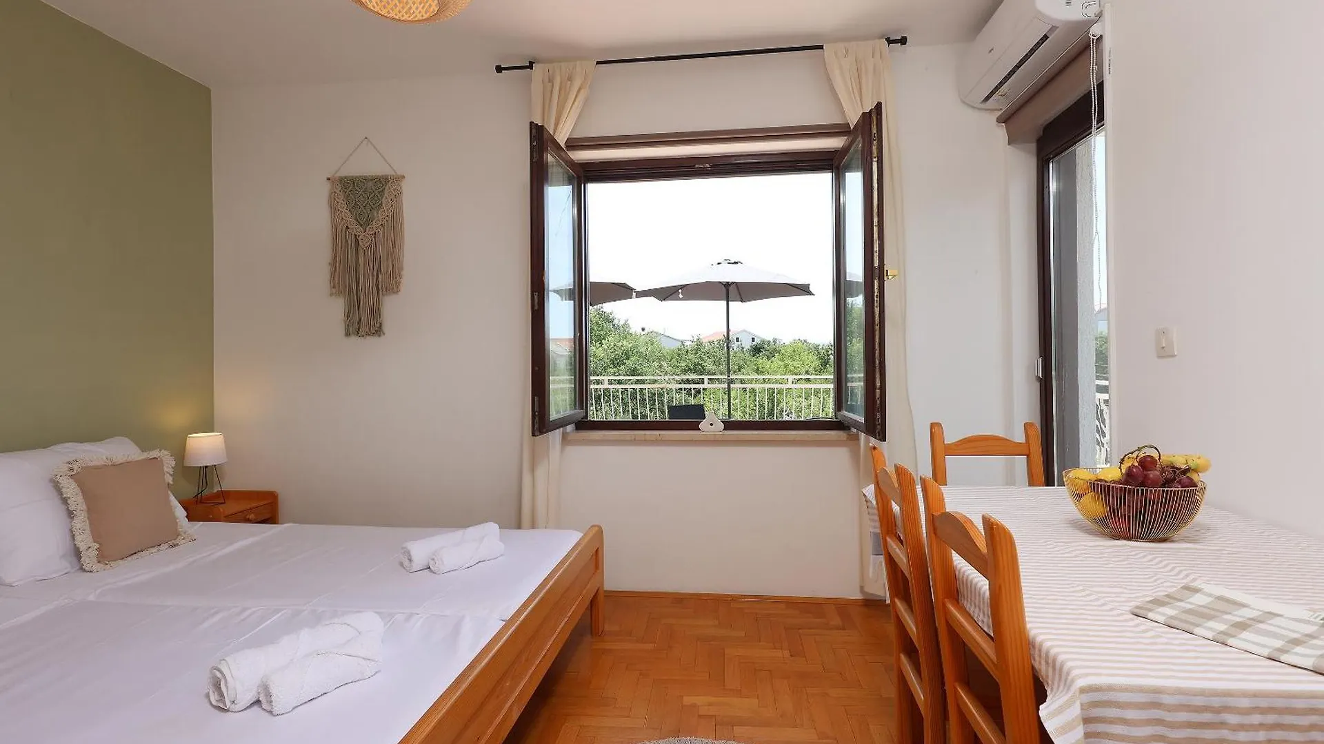 Kala Apartments Jadranovo