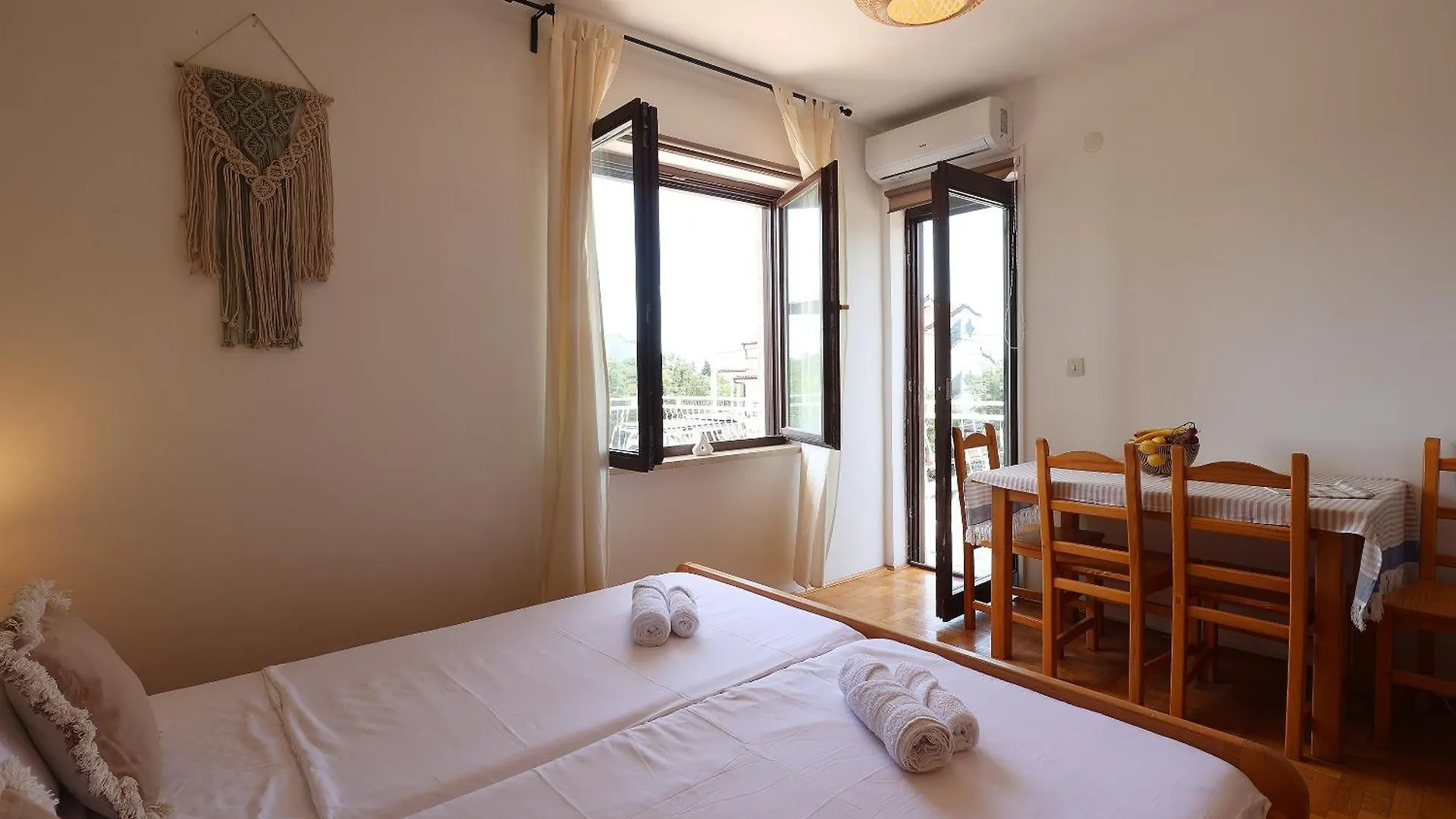 Kala Apartments Jadranovo
