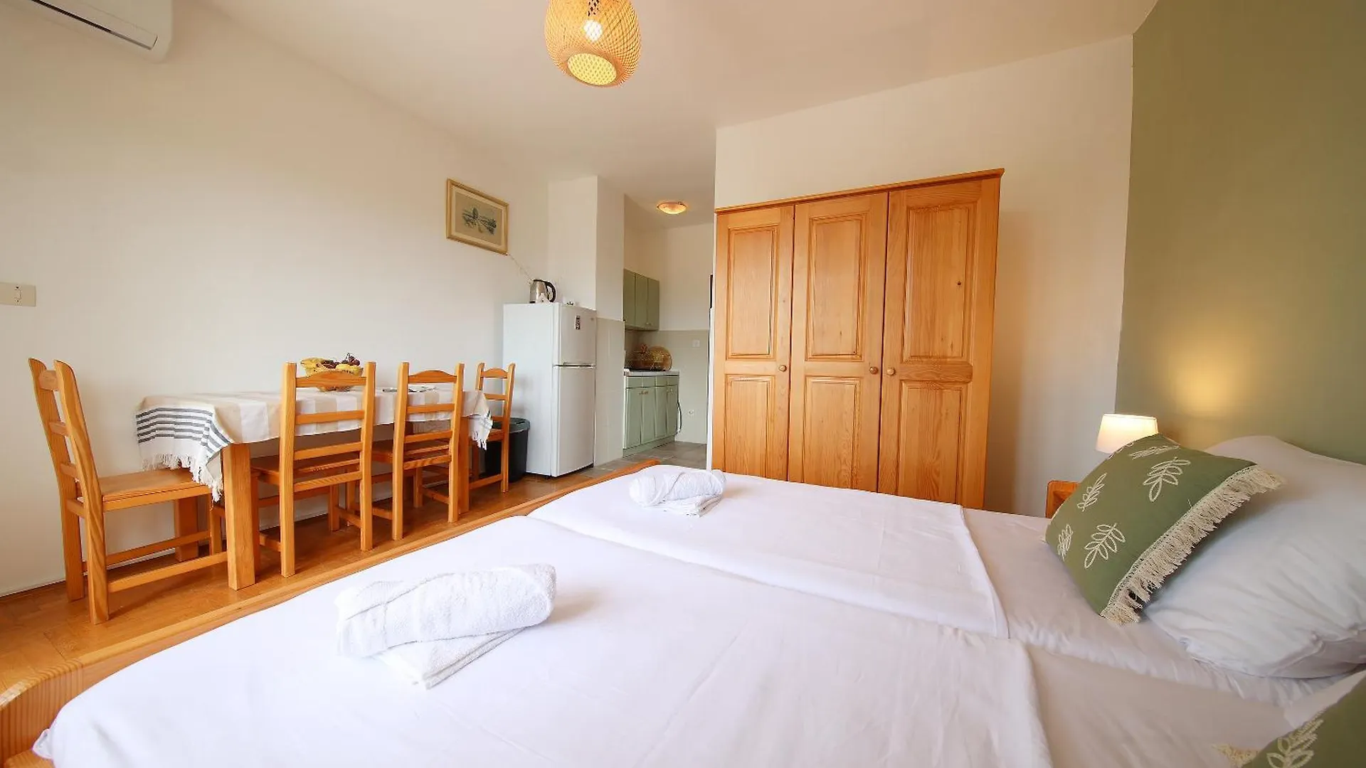 Kala Apartments Jadranovo