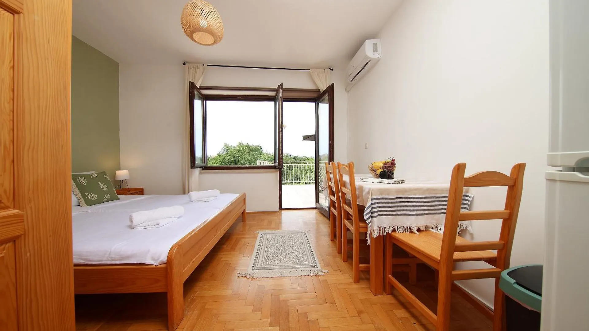 Kala Apartments Jadranovo